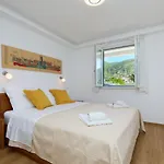 Larum Villa Mokošica